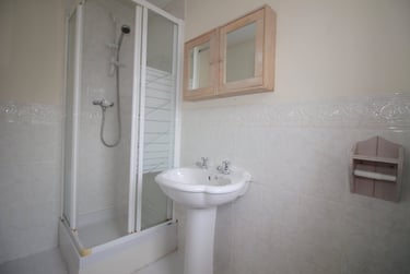 6 bed house, Goldfinch Close, City Centre, Loughborough, LE113HG - Image 12