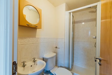 4 bed house, Kingfisher Way, City Centre, Loughborough, LE113NF - Image 11