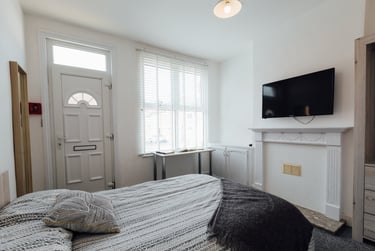 4 bed house, Paget Street, City Centre, Loughborough, LE115DT - Image 3