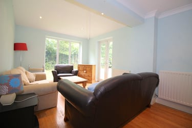 6 bed house, Goldfinch Close, City Centre, Loughborough, LE113HG - Image 5