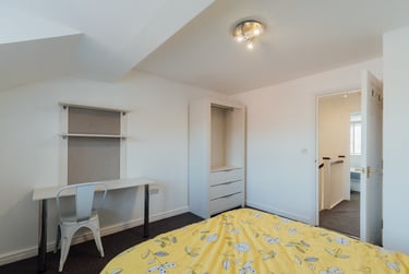 4 bed house, Goods Yard Close, City Centre, Loughborough, LE115EB - Image 9