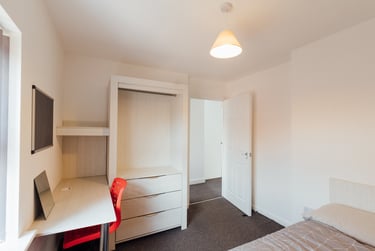 5 bed house, Goods Yard Close, City Centre, Loughborough, LE115EB - Image 14