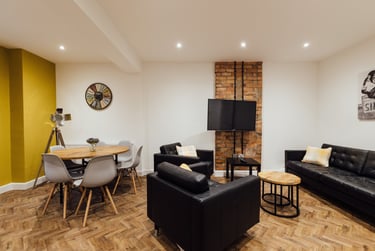 6 bed house, Forest Road, City Centre, Loughborough, LE113HS - Image 2