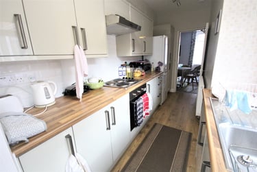 3 bed house, Douglas Villas, Claypath, Durham, DH11JL - Image 2