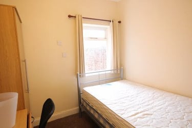 4 bed house, Wanless Terrace (L), Claypath, Durham, DH11RU - Image 7