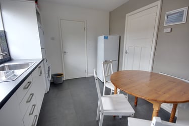 4 bed house, Whinney Hill (L), Whinney Hill, Durham, DH13BD - Image 3