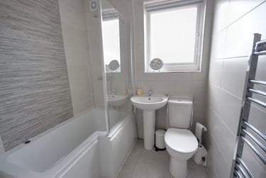4 bed house, Cross View Terrace, Nevilles Cross, Durham, DH14JY - Image 9