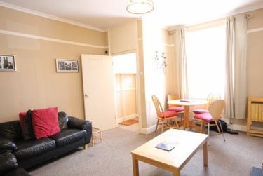 4 bed house, Wanless Terrace (L), Claypath, Durham, DH11RU - Image 1
