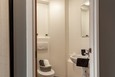 Premium Plus Ensuite - Image 4
