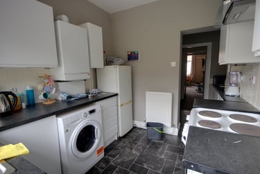 4 bed house, Wanless Terrace (L), Claypath, Durham, DH11RU - Image 2