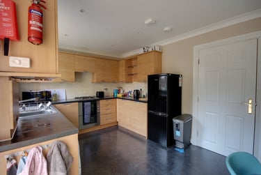 6 bed house, Faraday Court (L), Nevilles Cross, Durham, DH14FG - Image 1