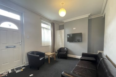 4 bed house, Neville Terrace, Western Hill, Durham, DH14AH - Image 3