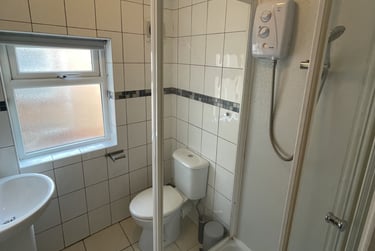 5 bed house, Storer Road, City Centre, Loughborough, LE115EH - Image 8