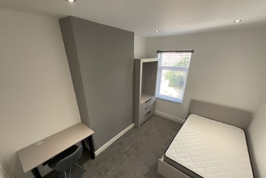 4 bed house, Paget Street, City Centre, Loughborough, LE115DS - Image 6