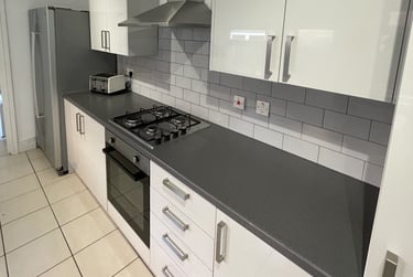 5 bed house, Storer Road, City Centre, Loughborough, LE115EH - Image 4