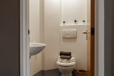 Premium Plus Studio - Image 5