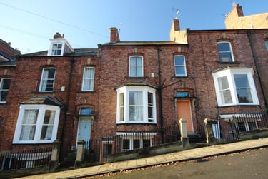 4 bed house, Ravensworth Terrace (L), Claypath, Durham, DH11QP - Image 1