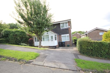 6 bed house, Orchard Drive, Gilesgate, Durham, DH11LA - Image 1