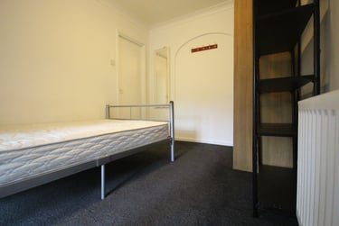 6 bed house, Orchard Drive, Gilesgate, Durham, DH11LA - Image 6