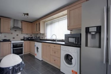 4 bed house, Donnini Place, Gilesgate, Durham, DH11ES - Image 2