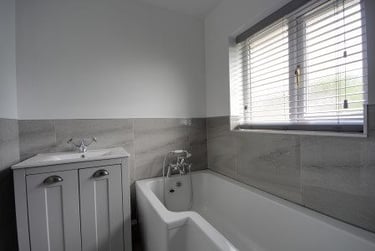 4 bed house, Donnini Place, Gilesgate, Durham, DH11ES - Image 5