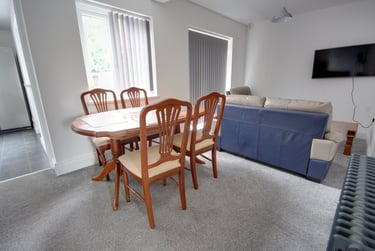 4 bed house, Donnini Place, Gilesgate, Durham, DH11ES - Image 3