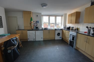 4 bed house, Ravensworth Terrace (L), Claypath, Durham, DH11QP - Image 6