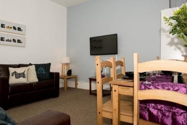 4 bed house, Ravensworth Terrace (L), Claypath, Durham, DH11QP - Image 3