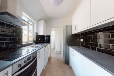 4 bed house, Cromwell Street, City Centre, Lincoln, LN25LP - Image 2