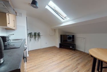 1 bed house, Shaw Street, Low Hill, Liverpool, L61HL - Image 1