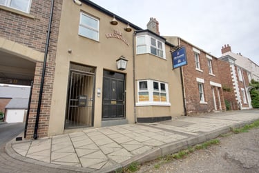 6 bed house, Gilesgate, Durham, DH11HY - Image 1