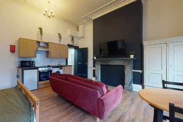 1 bed house, Shaw Street, Low Hill, Liverpool, L61HL - Image 1