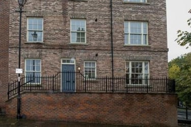 2 bed house, Highgate, City Centre, Durham, DH14GA - Image 1
