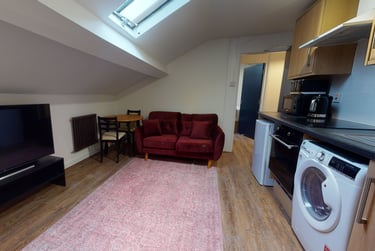1 bed house, Shaw Street, Low Hill, Liverpool, L61HL - Image 1