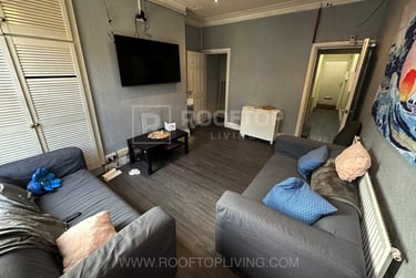 6 bed house, Queens Road, Hyde Park, Leeds, LS61HU - Image 11