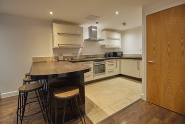 4 bed house, Eastleigh Road, City Centre, Leicester, LE30DB - Image 2
