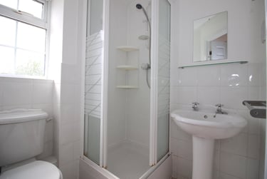 6 bed house, Goldfinch Close, City Centre, Loughborough, LE113HG - Image 10