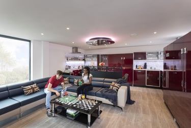 Platinum Plus En-suite Serviced Apartment at Study Inn Triumph House, 3 Triumph Road, Lenton, Nottingham, NG72GA - Image 2
