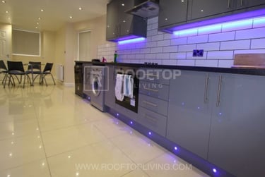4 bed house, Regent Park Avenue, Rampart Road, Leeds, LS62AU - Image 14