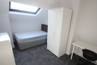 6 bed house, Manor Drive, Hyde Park, Leeds, LS61DE - Image 7