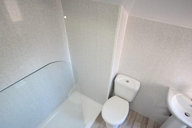 6 bed house, Manor Drive, Hyde Park, Leeds, LS61DE - Image 5