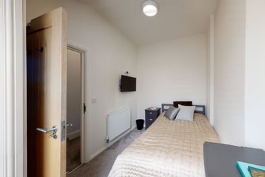6 bed house, Alfreton Road, Radford, Nottingham, NG73JL - Image 11