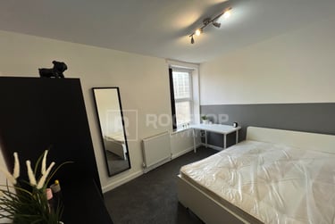 4 bed house, Woodhouse Lane, Woodhouse, Leeds, LS29DX - Image 4
