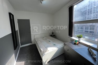 4 bed house, Woodhouse Lane, Woodhouse, Leeds, LS29DX - Image 9