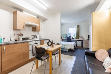 Studio at Leighton Hall, Leighton Street, City Centre, Preston, PR18RH - Image 3