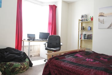 3 bed house, Paton Street, City Centre, Leicester, LE30BE - Image 2