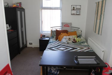 4 bed house, Fosse Road South, City Centre, Leicester, LE31AE - Image 4