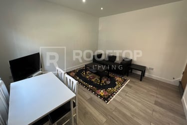 2 bed house, Glossop Street, Rampart Road, Leeds, LS62LE - Image 9