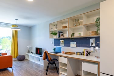 Luxury Studio - Image 2