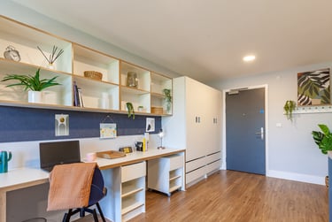Luxury Studio - Image 5